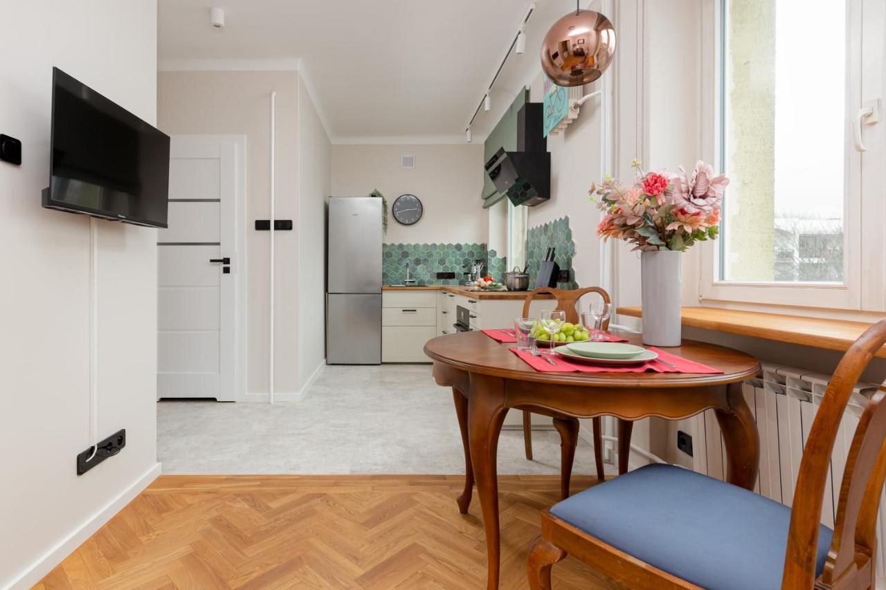 Apartment Warsaw Wiktorska By Noclegi Renters Bagian luar foto