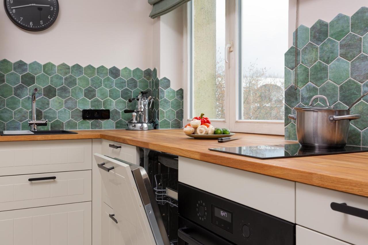 Apartment Warsaw Wiktorska By Noclegi Renters Bagian luar foto
